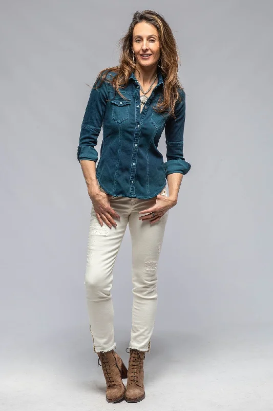 Maddi Fitted Western Snap Shirt In Petrol Over Dye Cotton sweaters